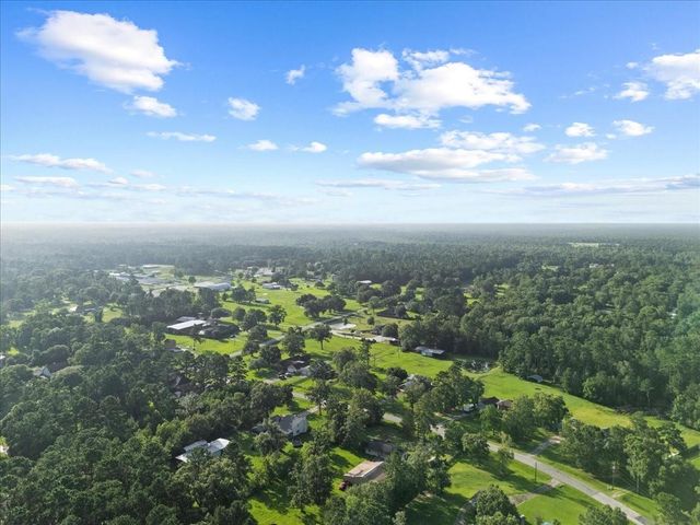 150 County Road 6401, Dayton, TX 77535