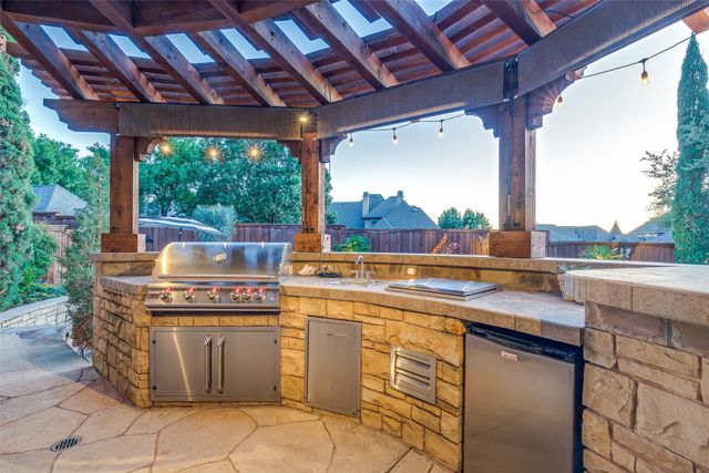 2606 Queen Elizabeth Boulevard, Lewisville, TX 75056