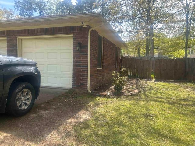 1734 Sutherland Drive, Forrest City, AR 72335