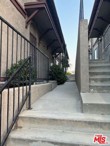 720 Waterloo Street 4, Los Angeles, CA 90026