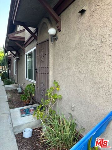 720 Waterloo Street 4, Los Angeles, CA 90026