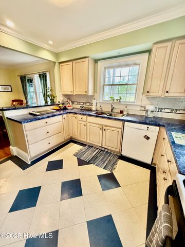 3340 North Green Street, Farmville, NC 27828