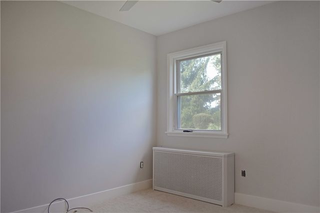 905 Burchfield Rd, Shaler, PA 15101