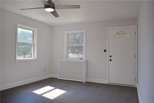 905 Burchfield Rd, Shaler, PA 15101
