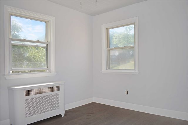 905 Burchfield Rd, Shaler, PA 15101