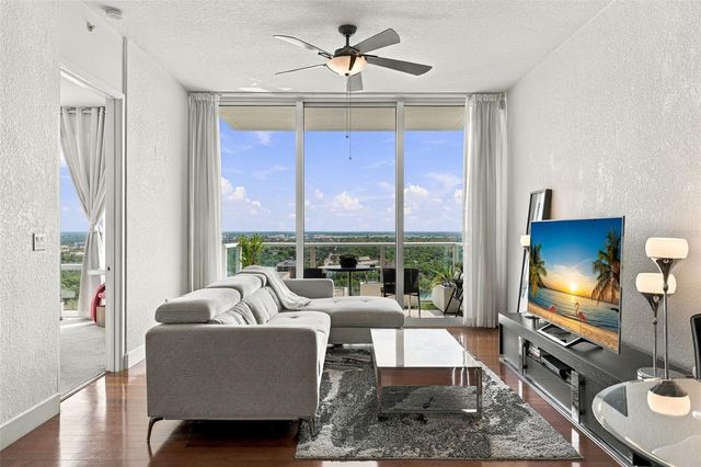 150 E ROBINSON STREET 2005, Orlando, FL 32801
