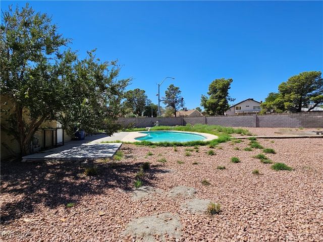 4525 Troy Street, Las Vegas, NV 89103