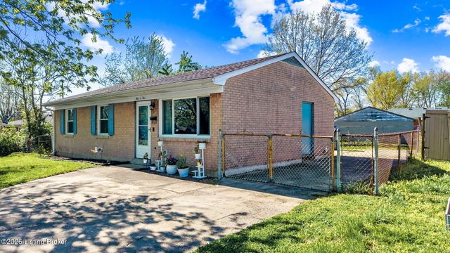 104 Mackie Ct, Louisville, KY 40214