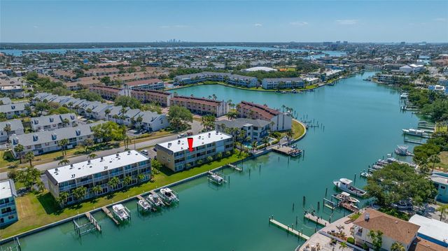 12424 CAPRI CIRCLE N 5, Treasure Island, FL 33706