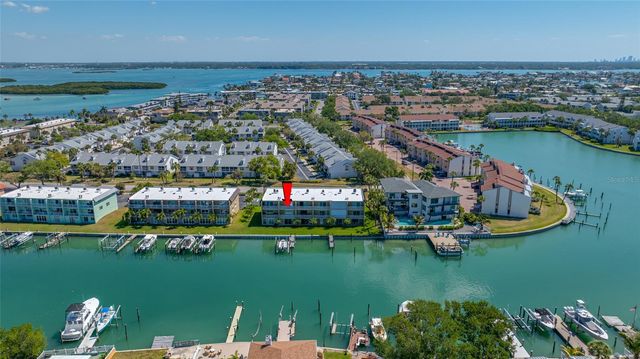 12424 CAPRI CIRCLE N 5, Treasure Island, FL 33706