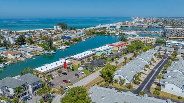 12424 CAPRI CIRCLE N 5, Treasure Island, FL 33706