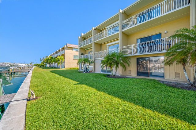 12424 CAPRI CIRCLE N 5, Treasure Island, FL 33706