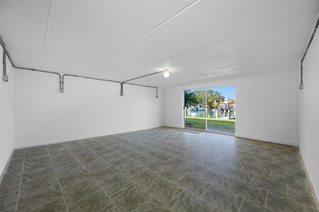 12424 CAPRI CIRCLE N 5, Treasure Island, FL 33706