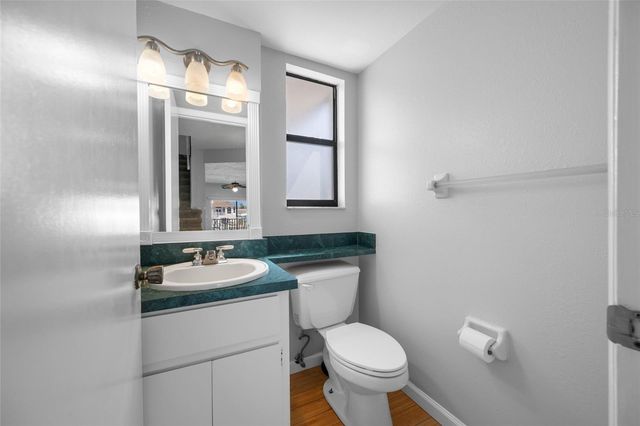 12424 CAPRI CIRCLE N 5, Treasure Island, FL 33706