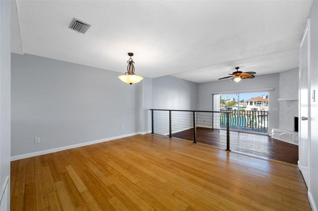 12424 CAPRI CIRCLE N 5, Treasure Island, FL 33706