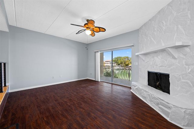 12424 CAPRI CIRCLE N 5, Treasure Island, FL 33706