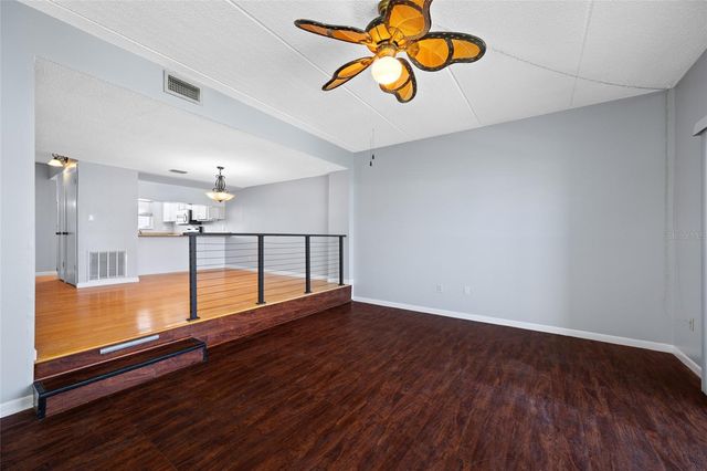 12424 CAPRI CIRCLE N 5, Treasure Island, FL 33706