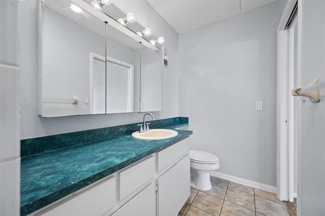 12424 CAPRI CIRCLE N 5, Treasure Island, FL 33706