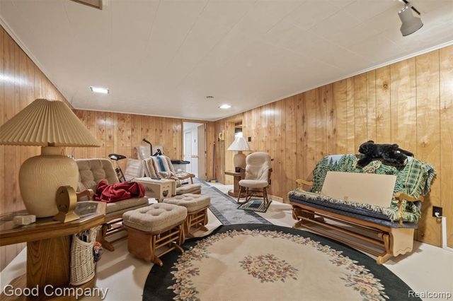 7200 N Seymour Road, Flushing, MI 48433