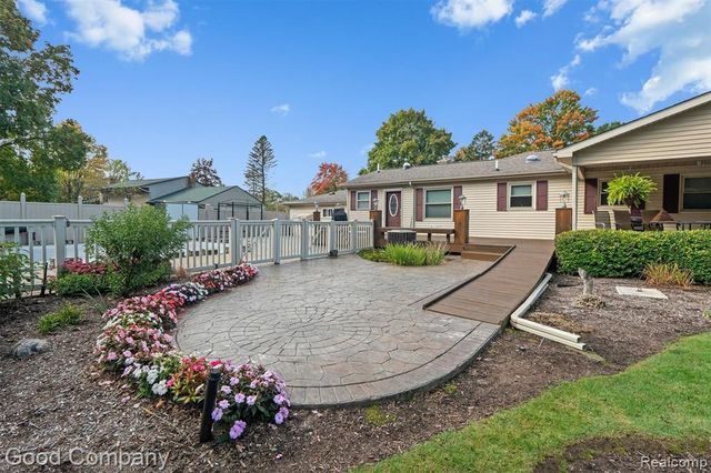 7200 N Seymour Road, Flushing, MI 48433