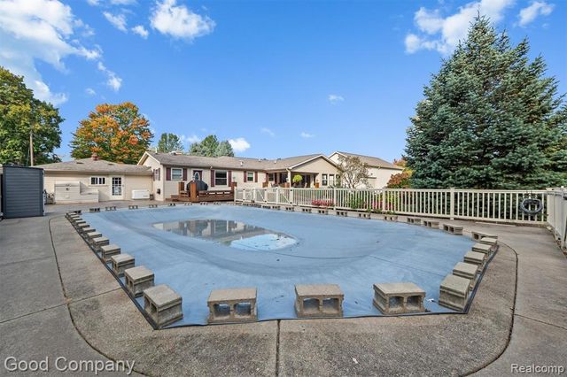 7200 N Seymour Road, Flushing, MI 48433