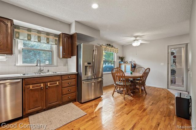 7200 N Seymour Road, Flushing, MI 48433