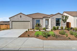 7318 Peach Grove Lane, Bakersfield, CA 93313