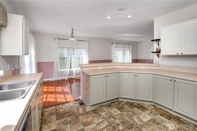 1707 Ginger Place E, Port Orchard, WA 98366