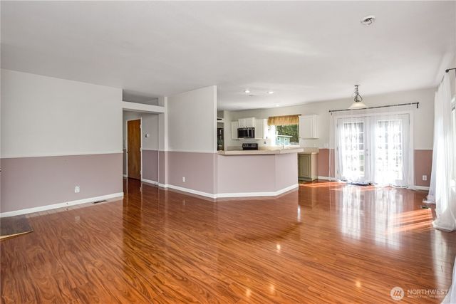 1707 Ginger Place E, Port Orchard, WA 98366