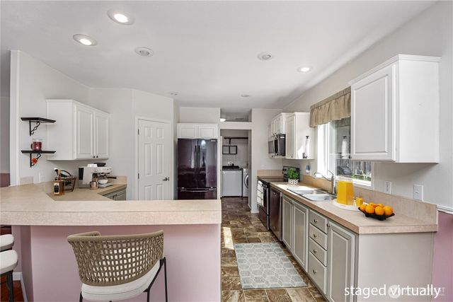 1707 Ginger Place E, Port Orchard, WA 98366