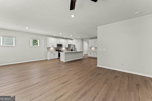 408 Beacon Way, Villa Rica, GA 30180