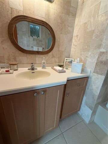 26 LUQUILLO BEACH BLVD. PH B, Luquillo, PR 00773