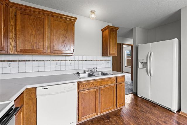 741 Pinewood Street, Gardner, KS 66030