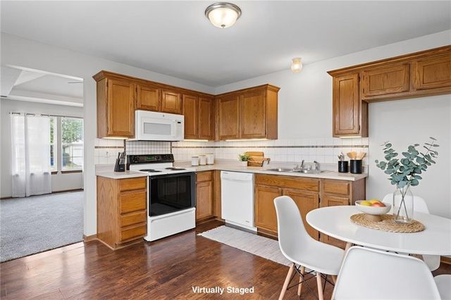 741 Pinewood Street, Gardner, KS 66030