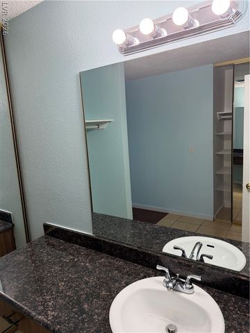 6747 Flora Drive, Las Vegas, NV 89103
