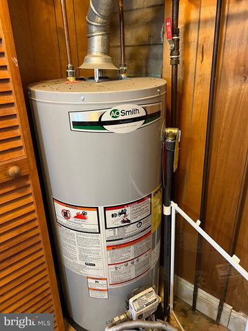 286 S WATER ST, Keyser, WV 26726