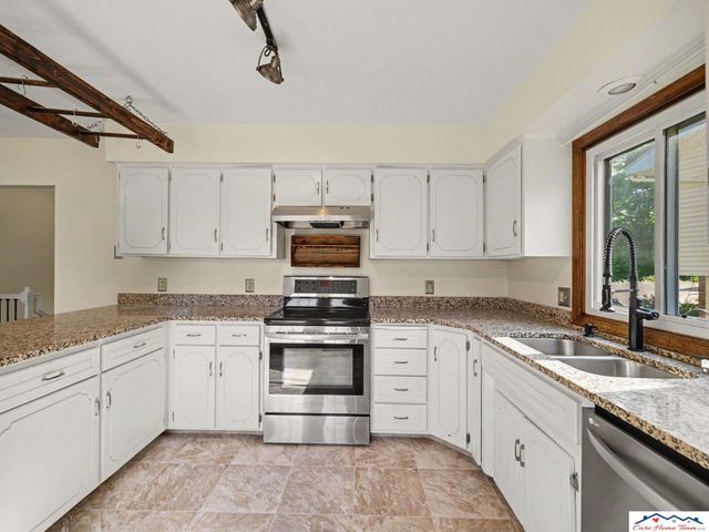 8712 Monroe Street, Ralston, NE 68127