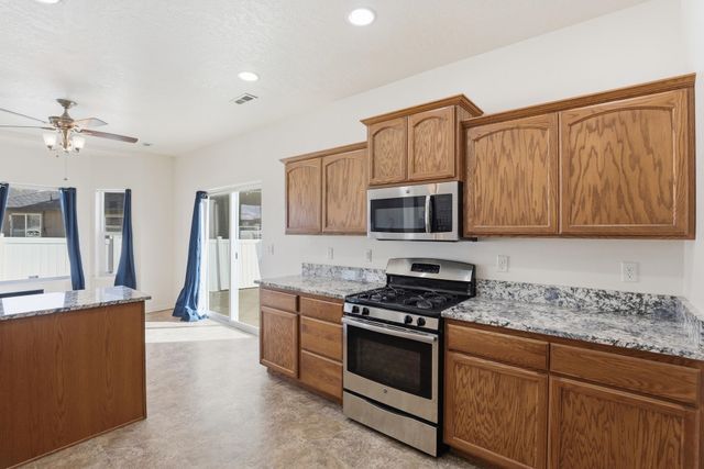 1005 S Oswald St, Spokane, WA 99224