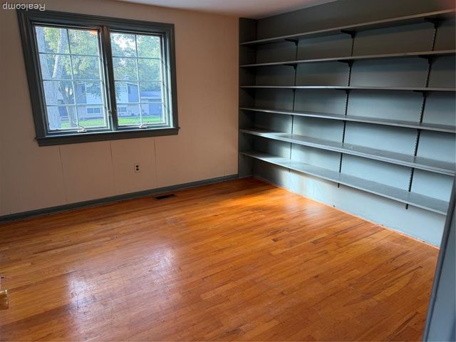32402 Dunford Street, Farmington Hills, MI 48334
