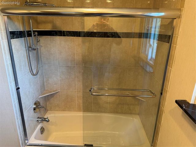 32402 Dunford Street, Farmington Hills, MI 48334
