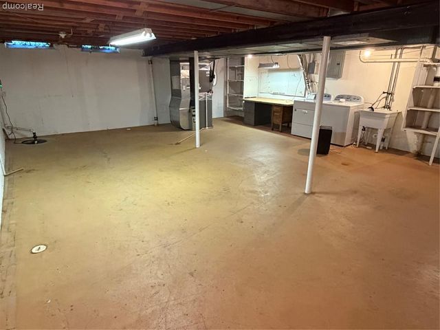 32402 Dunford Street, Farmington Hills, MI 48334