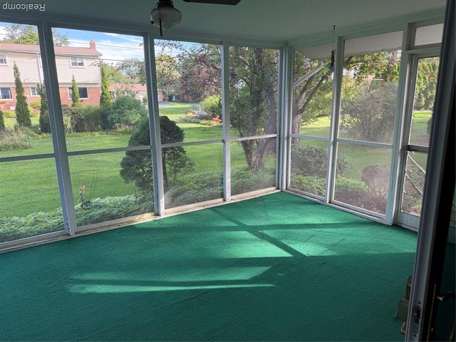 32402 Dunford Street, Farmington Hills, MI 48334