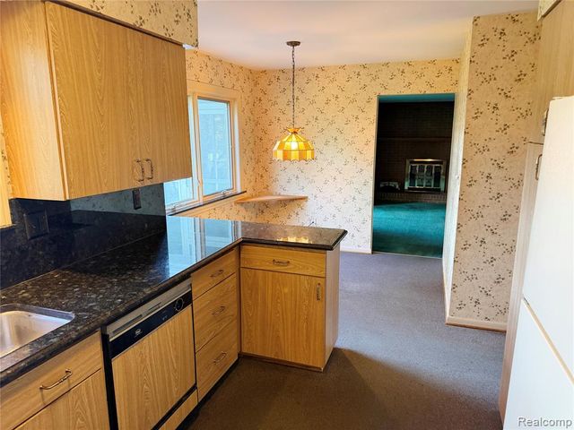 32402 Dunford Street, Farmington Hills, MI 48334