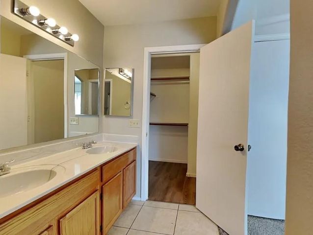 4643 N 100th Avenue, Phoenix, AZ 85037