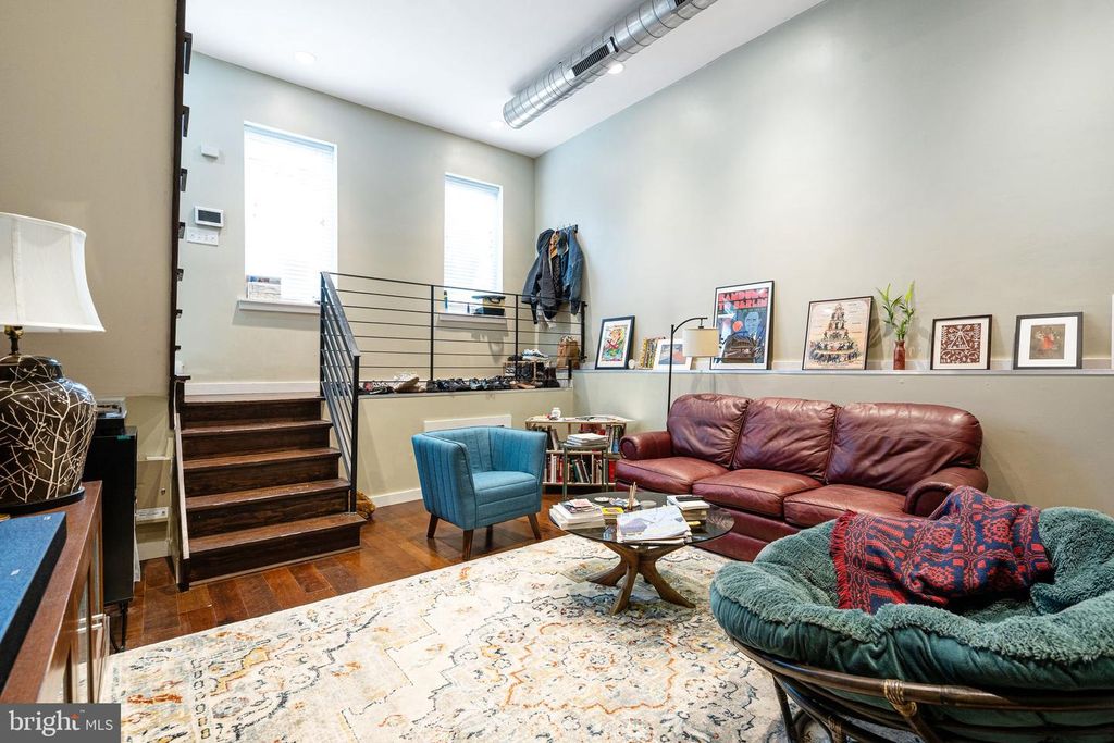 1009 S CHADWICK ST, PHILADELPHIA, PA 19146 — photo 2