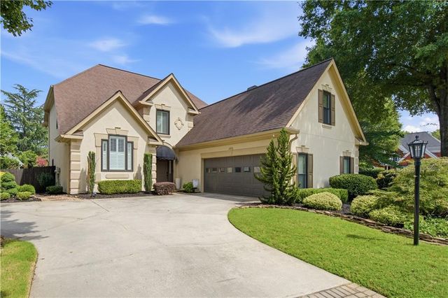 303 Declaire Way NE, Marietta, GA 30067