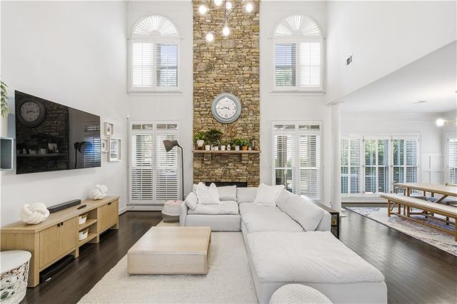 303 Declaire Way NE, Marietta, GA 30067