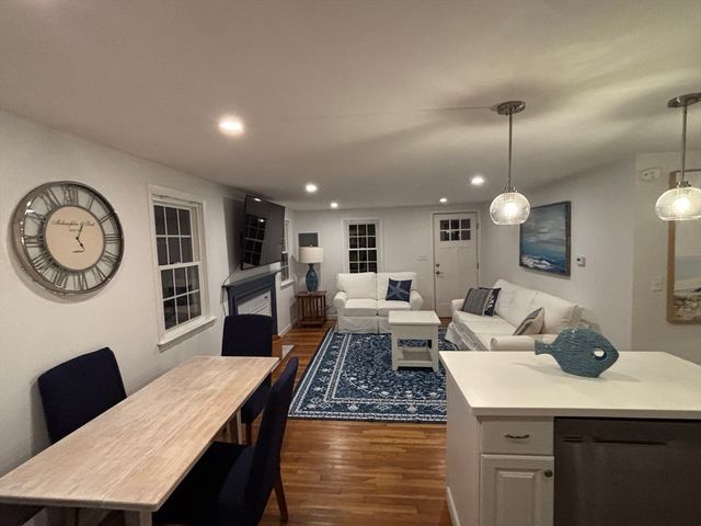 54 Boxberry Ln, Yarmouth, MA 02673