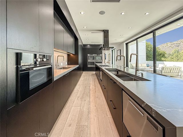 158 Bell Canyon Road, Bell Canyon, CA 91307