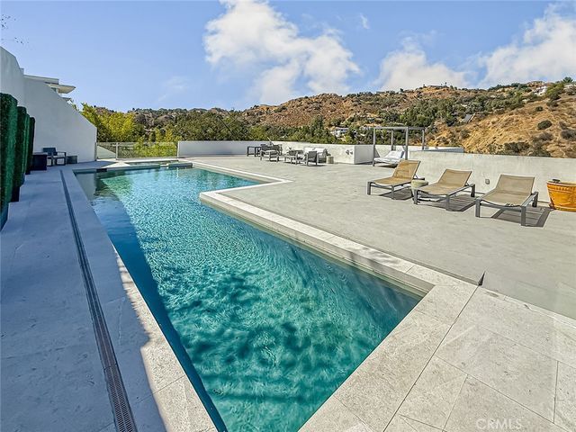 158 Bell Canyon Road, Bell Canyon, CA 91307